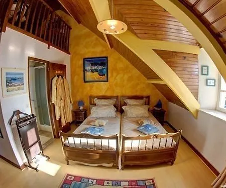 D'hotes Manoir Des Quatre Saisons 3*