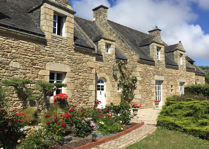 Le Manoir Des Quatre Saisons Guest house