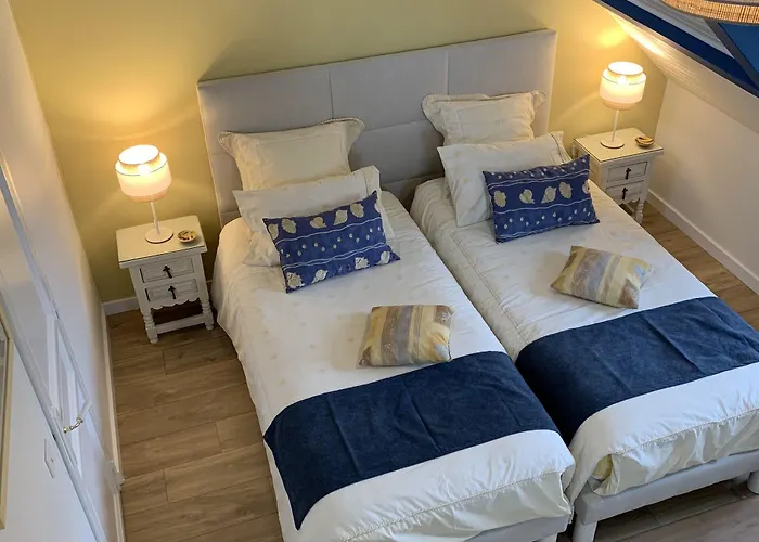 Le Manoir Des Quatre Saisons Guest house 3*