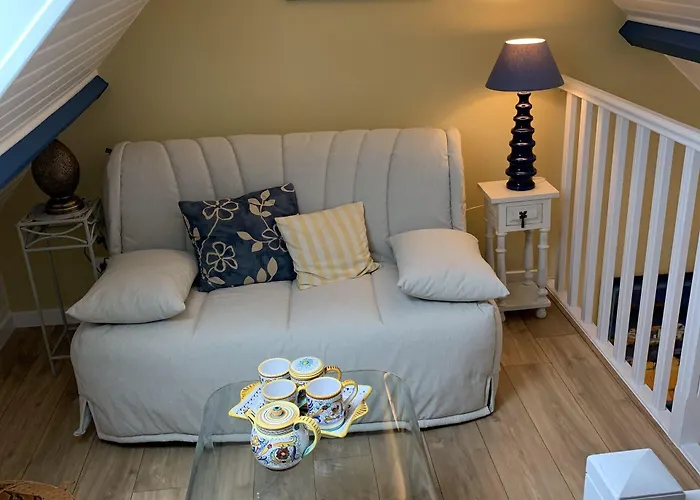 Le Manoir Des Quatre Saisons Guest house