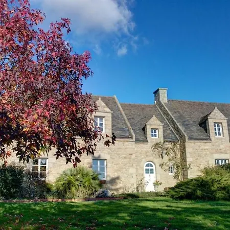 Le Manoir Des Quatre Saisons Guest house