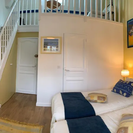 Le Manoir Des Quatre Saisons 3*