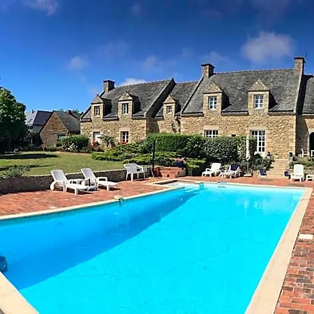 Le Manoir Des Quatre Saisons Guest house