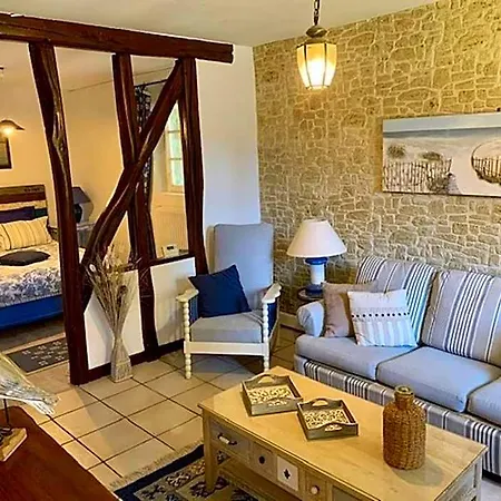 Le Manoir Des Quatre Saisons Guest house La Turballe